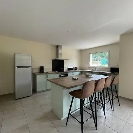 Les Amandiers*piscine Chauffee*3 Kms Centre Historique Vila *